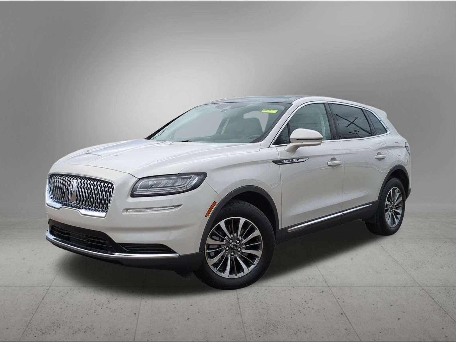 2022 Lincoln Nautilus Reserve's photo