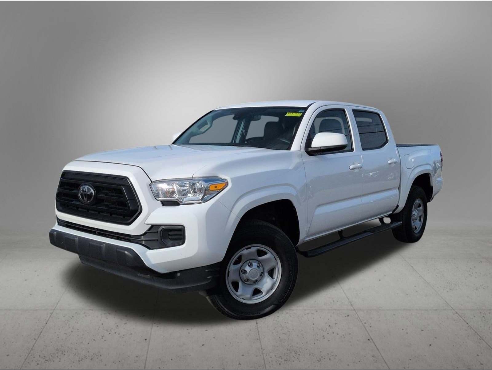 2022 Toyota Tacoma SR's photo