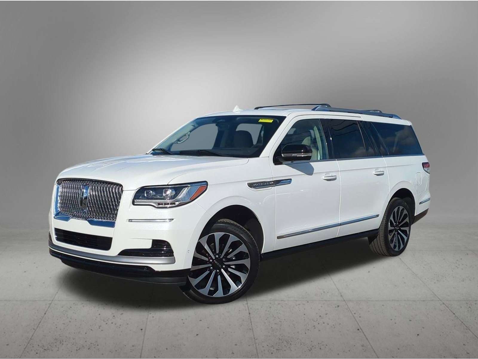 2023 Lincoln Navigator Reserve L's photo