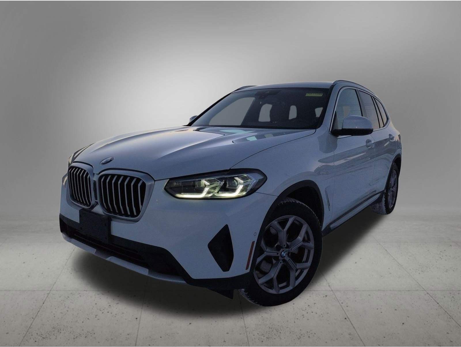 2023 BMW X3 30i's photo