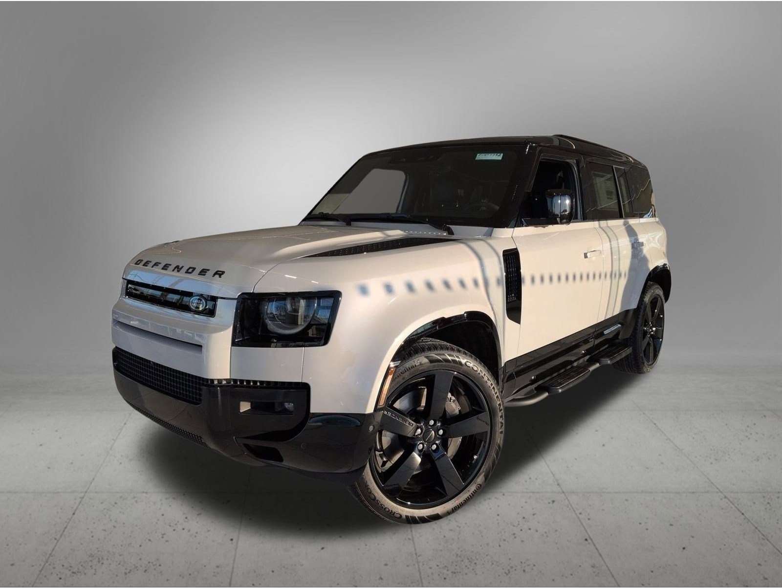 2026 Land Rover Defender X-Dynamic SE's photo