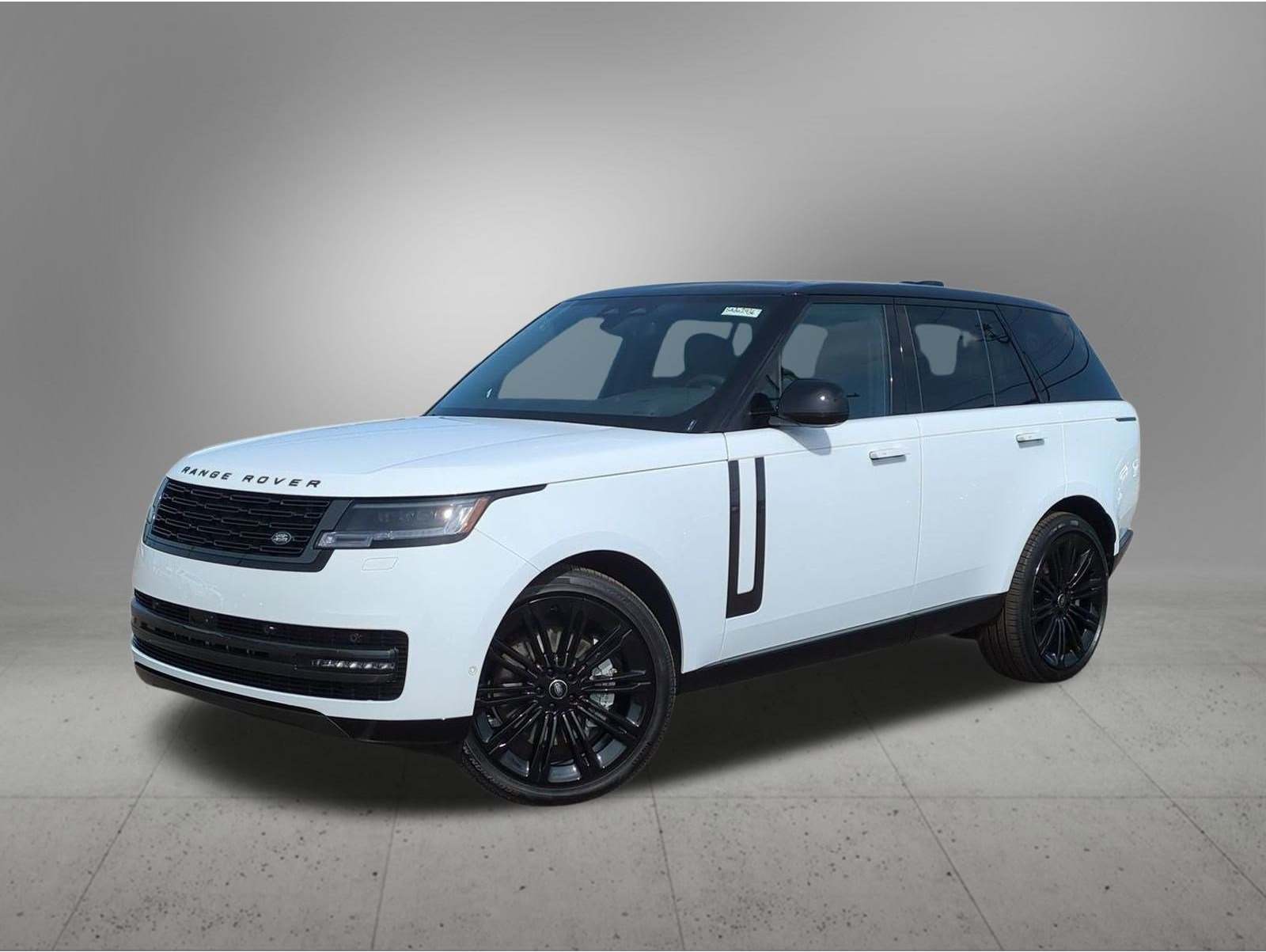 2025 Land Rover Range Rover SE's photo