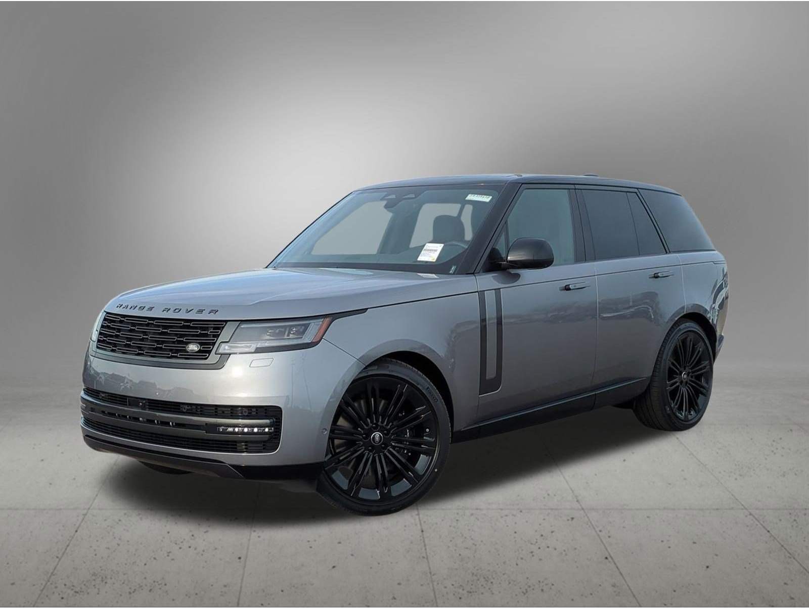 2025 Land Rover Range Rover SE's photo