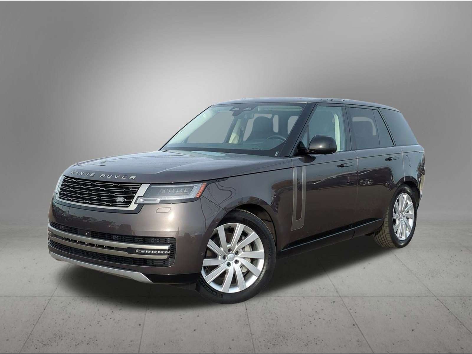 2024 Land Rover Range Rover SE's photo