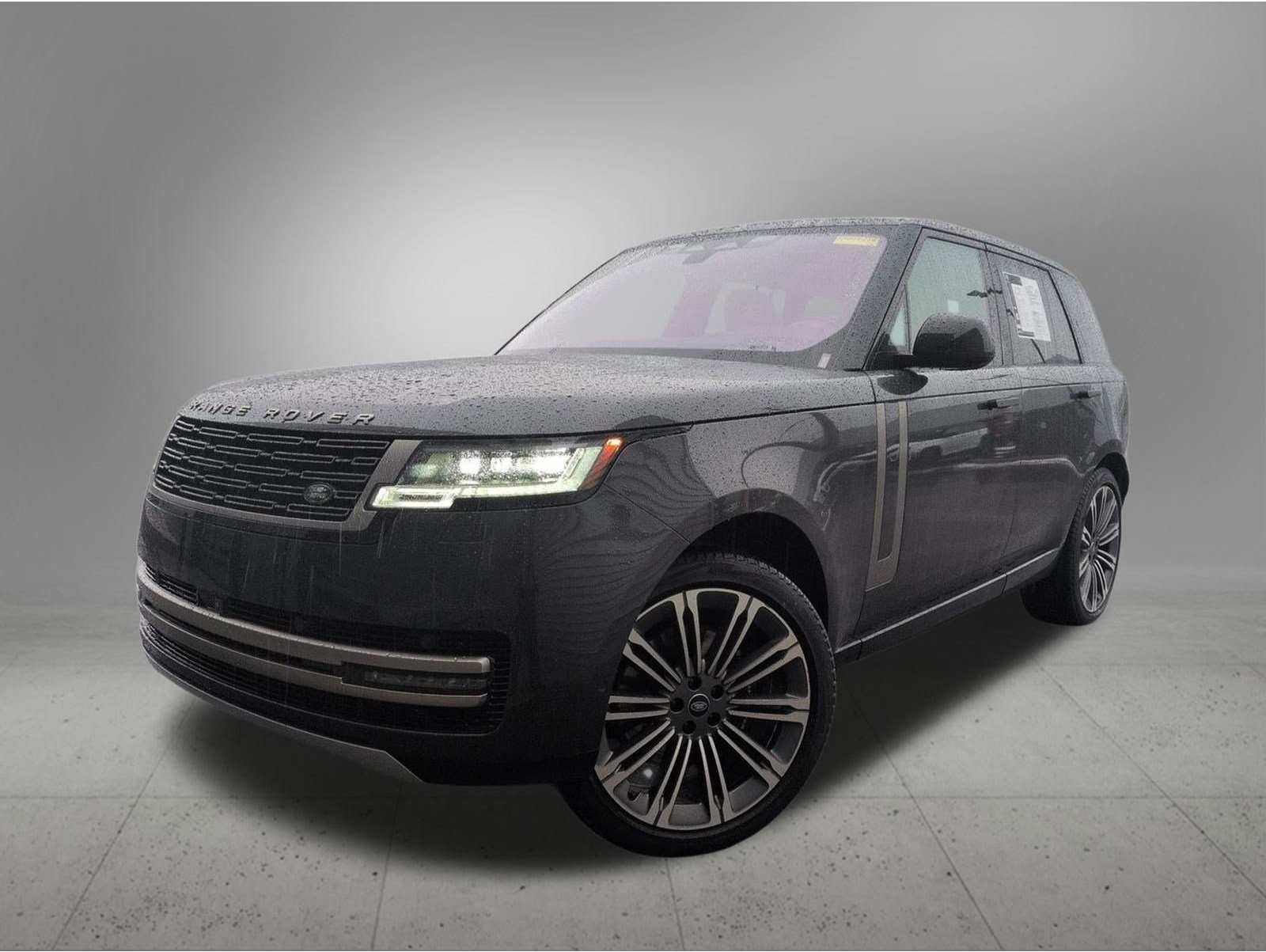 2023 Land Rover Range Rover SE's photo