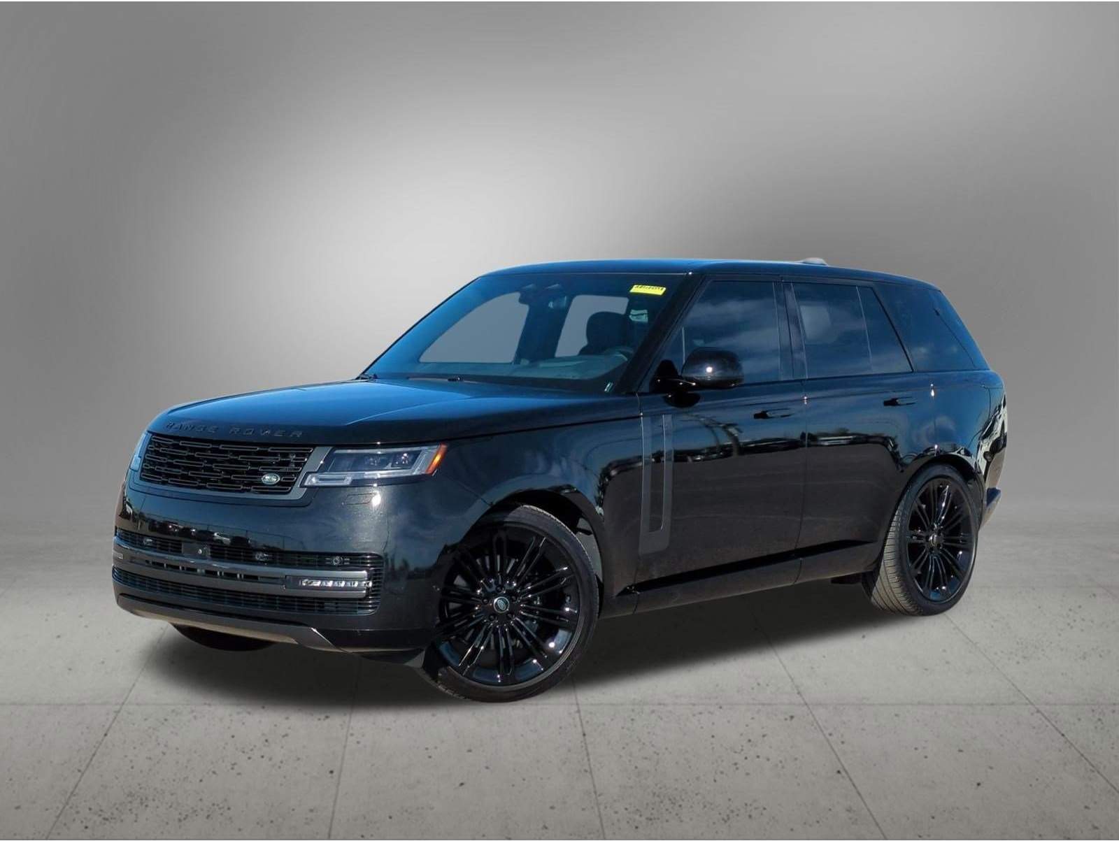 2024 Land Rover Range Rover SE's photo