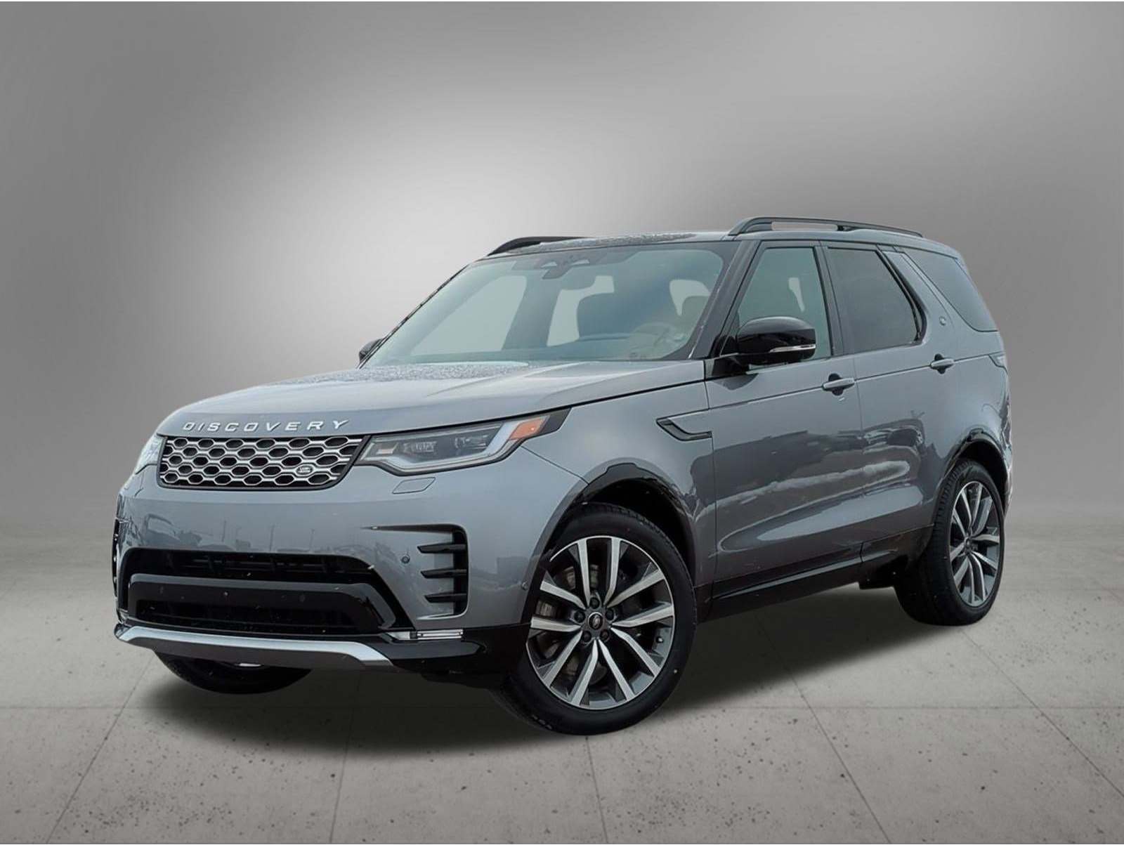2026 Land Rover Discovery Gemini Edition's photo