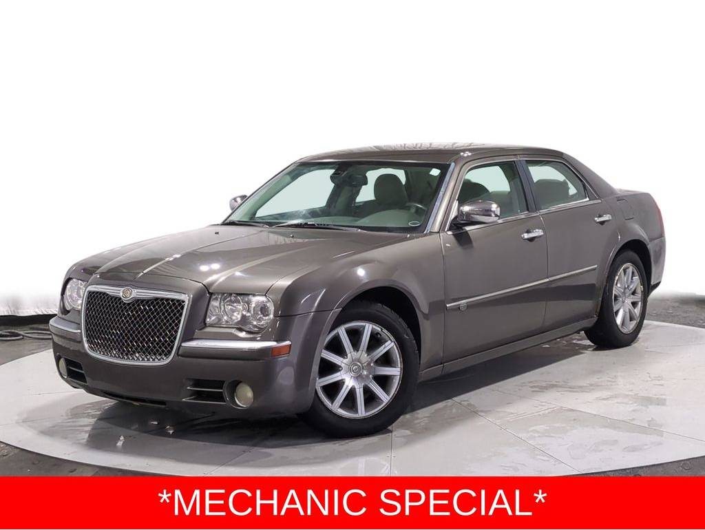 2010 Chrysler 300 C's photo