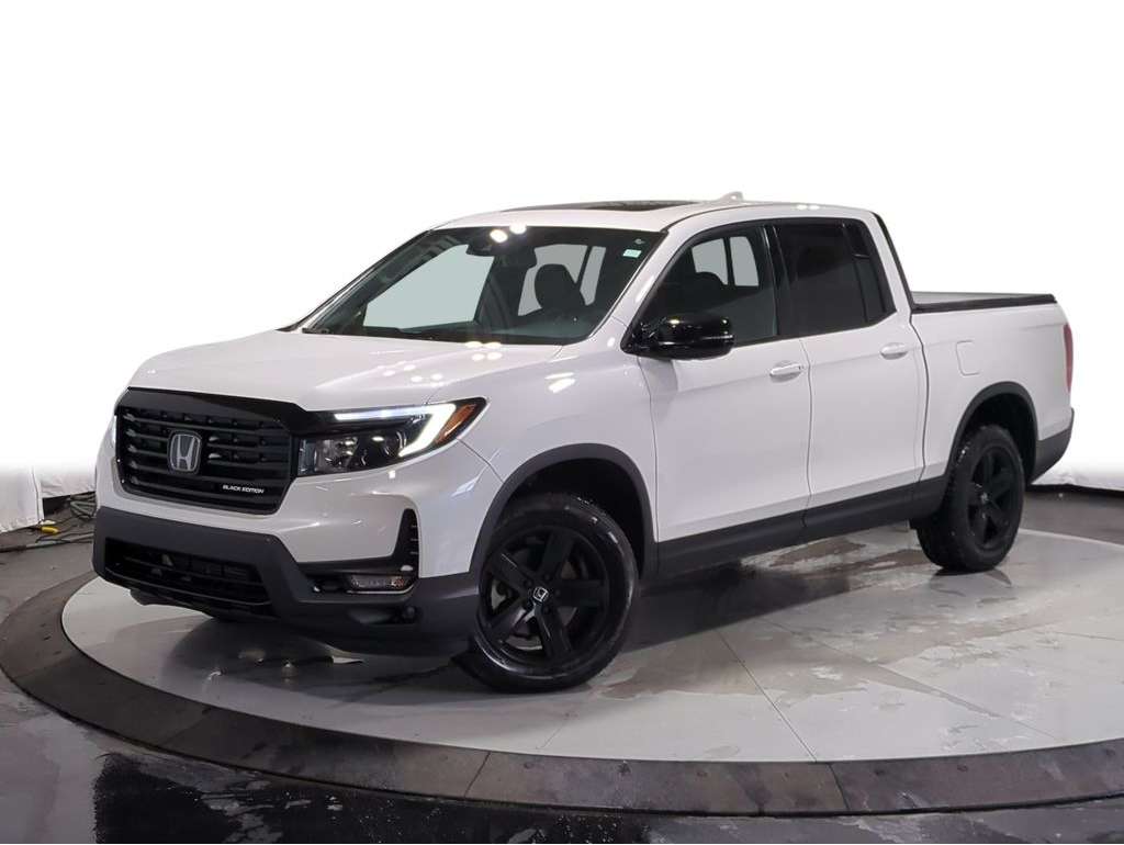 2021 Honda Ridgeline Black Edition's photo