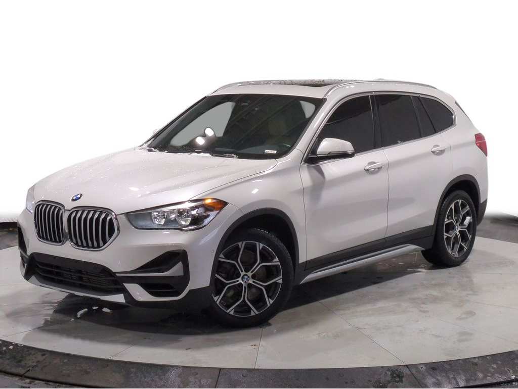 2021 BMW X1 28i's photo
