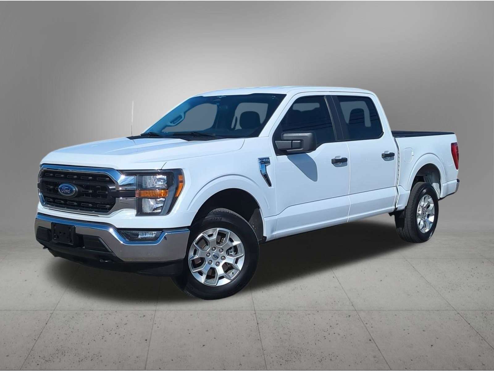 2023 Ford F-150 XLT's photo
