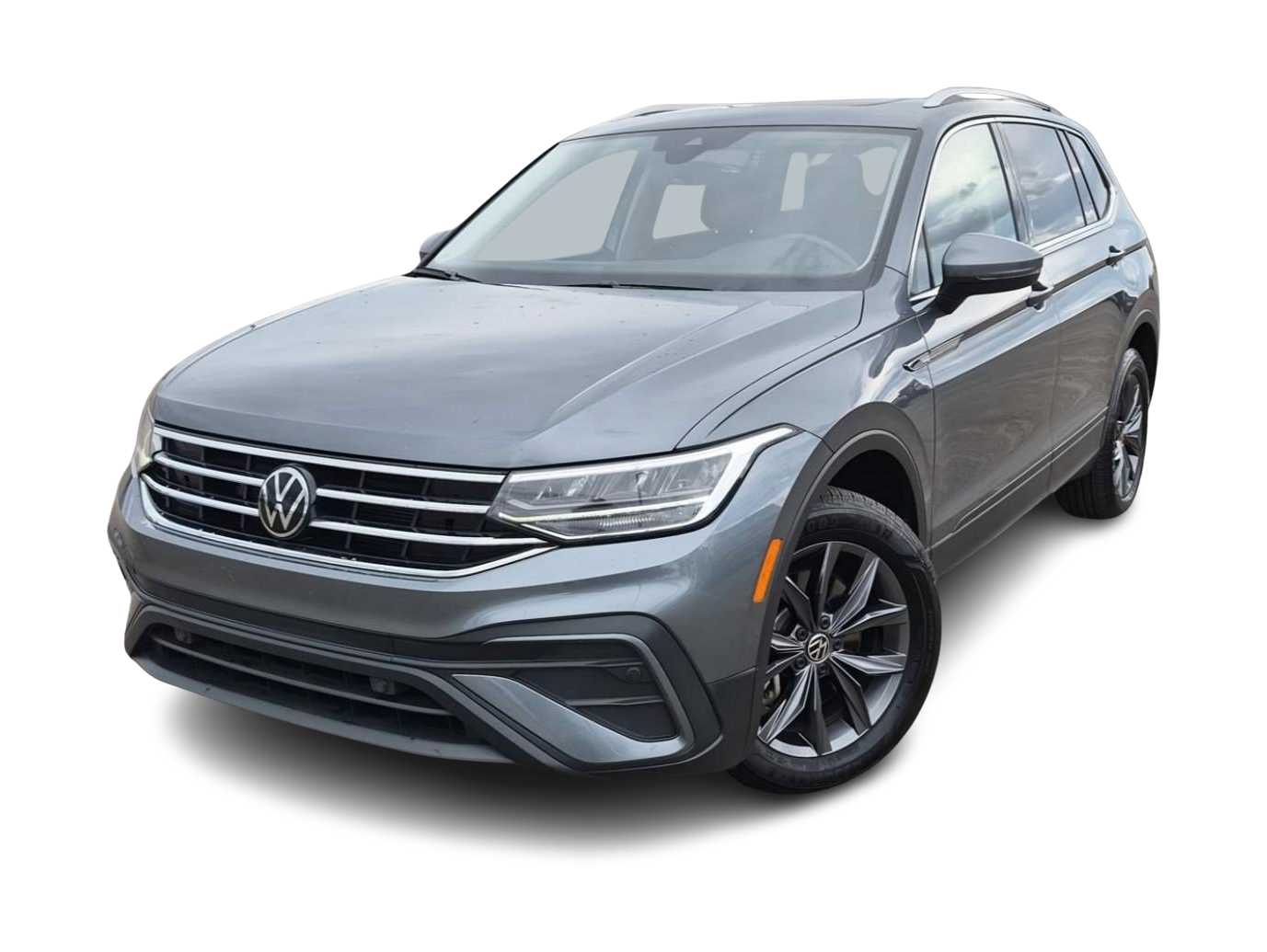 Thumbnail: 2024 Volkswagen Tiguan - 1