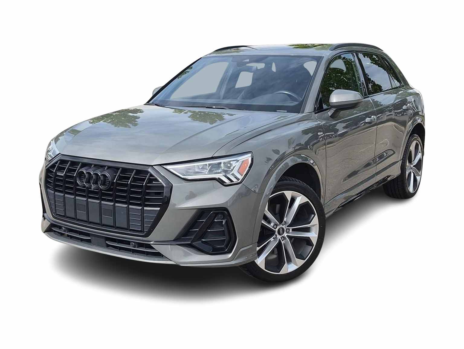 Thumbnail: 2022 Audi Q3 - 1