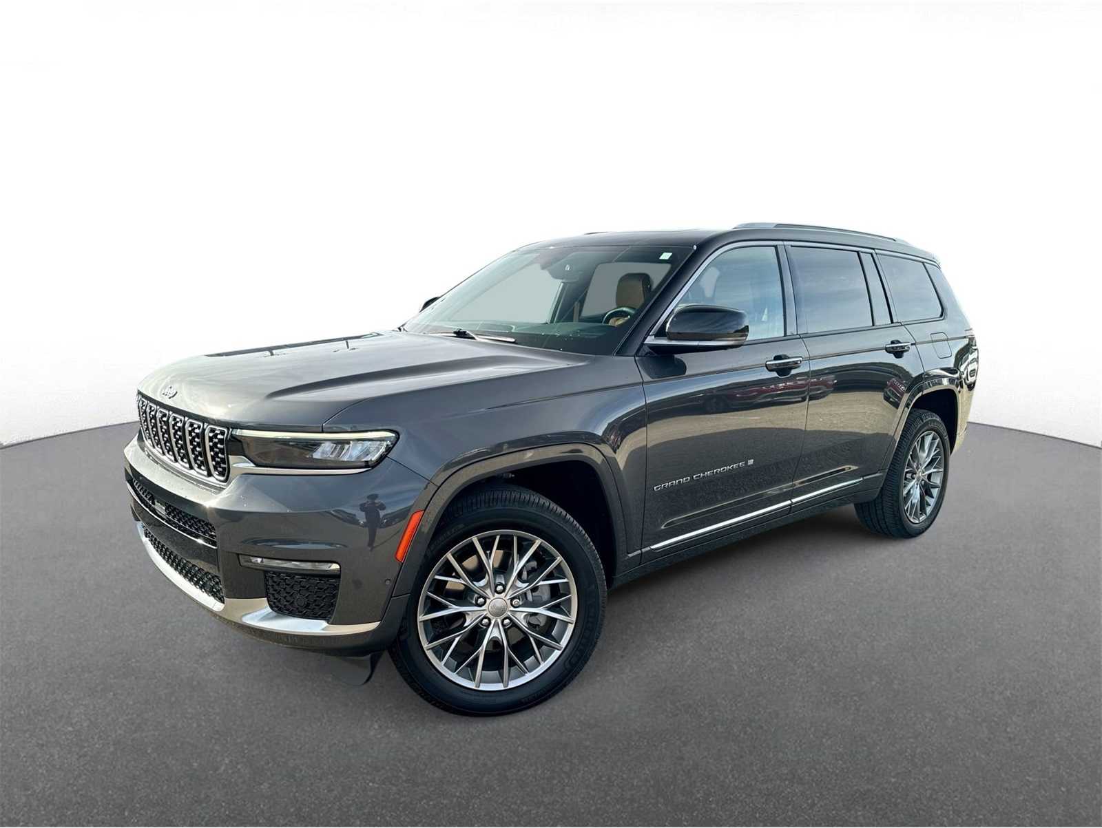 2023 Jeep Grand Cherokee L Summit's photo