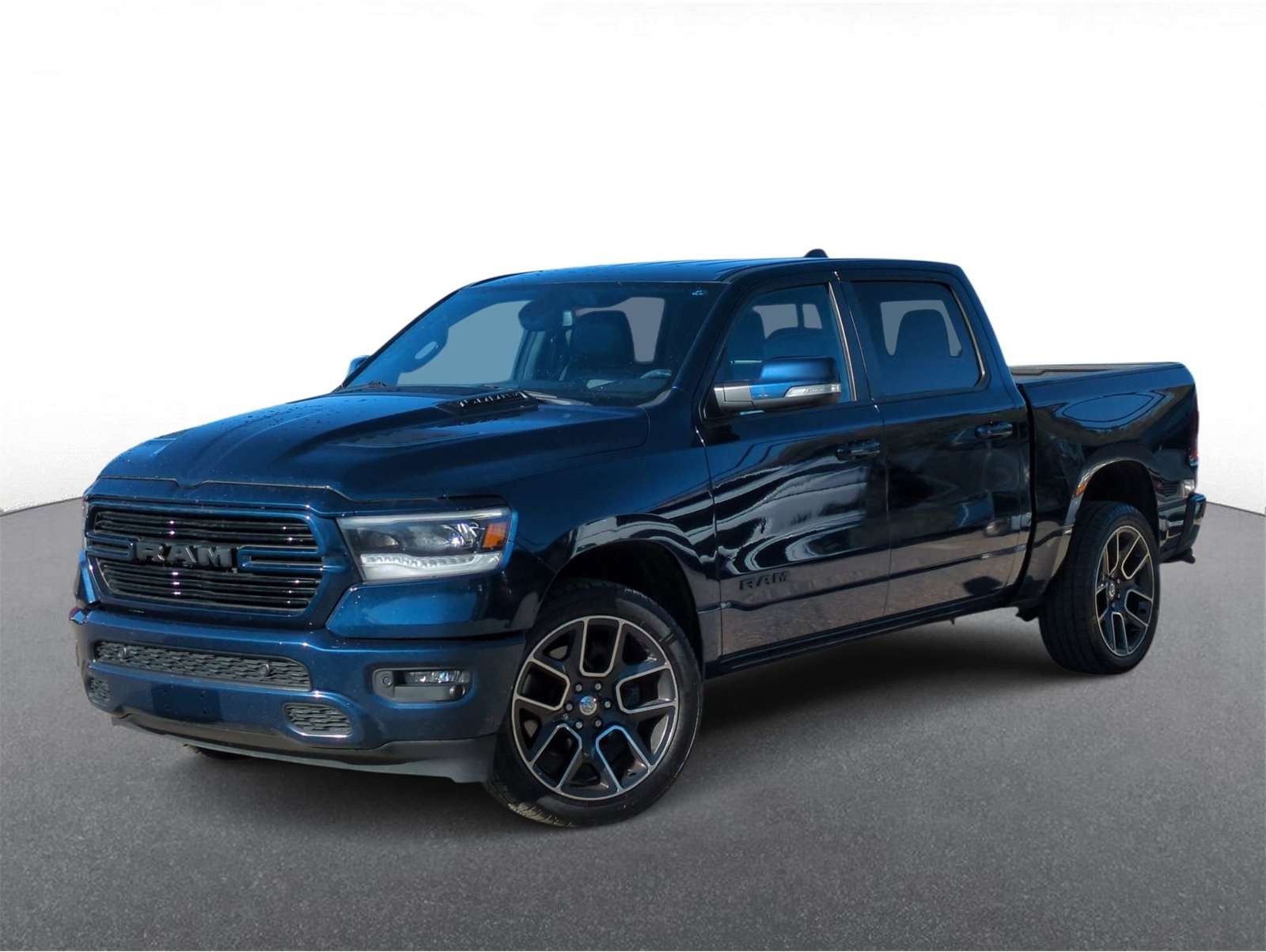 2019 RAM Ram 1500 Sport's photo
