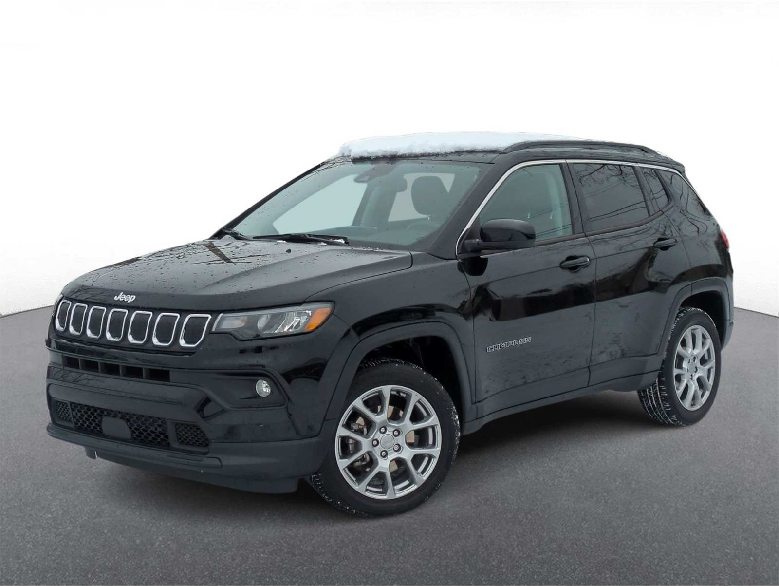 2022 Jeep Compass Latitude Lux's photo