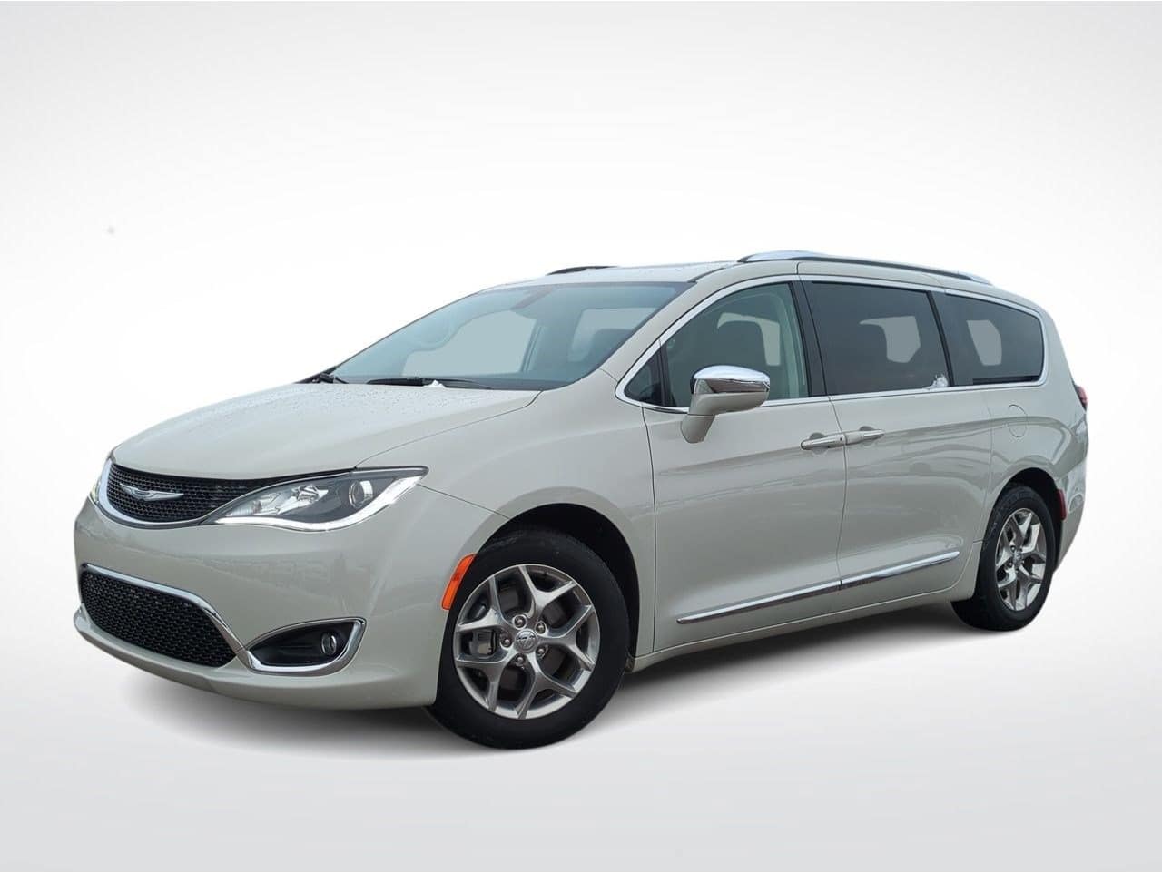 2020 Chrysler Pacifica Limited's photo