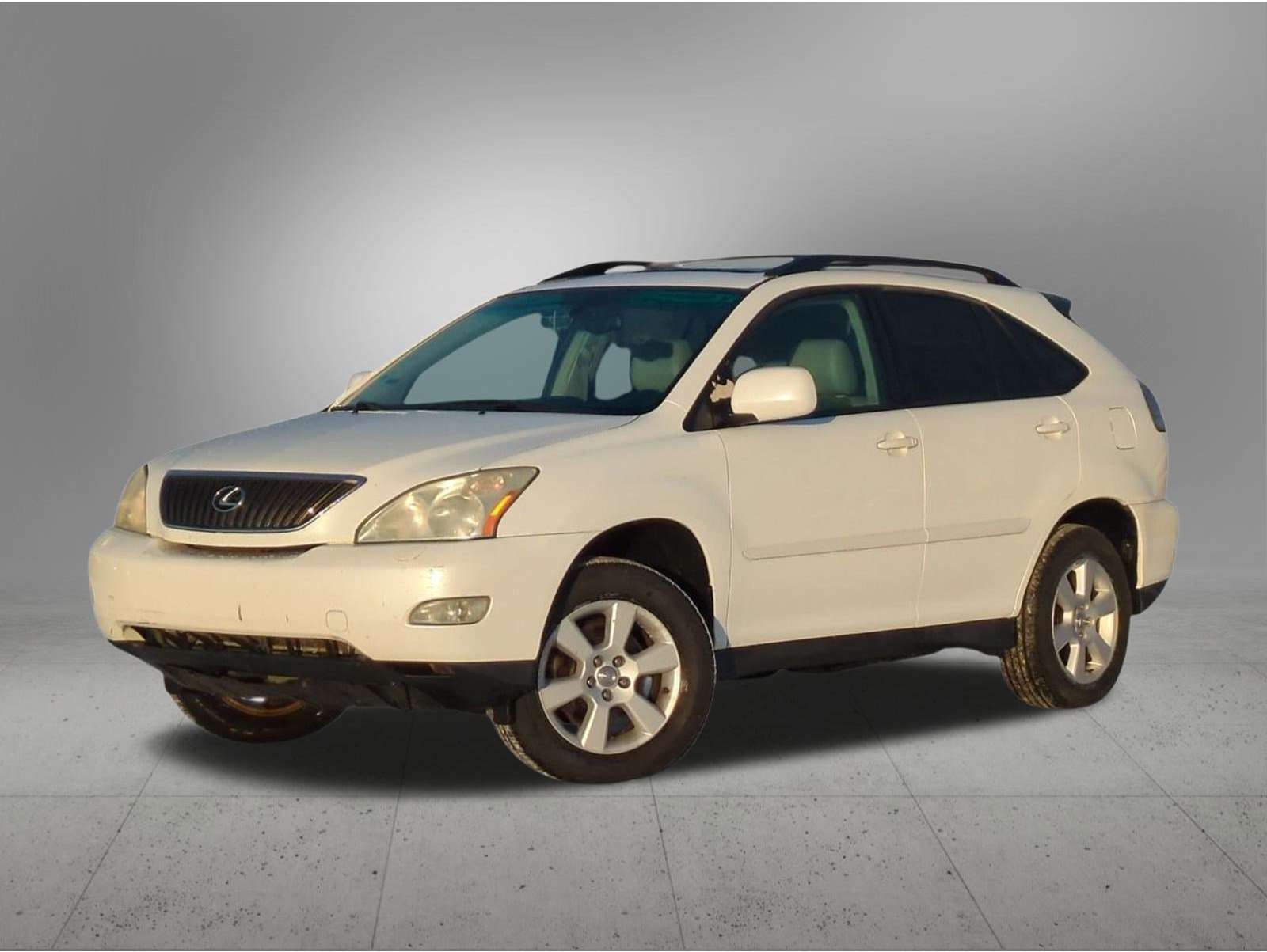 2004 Lexus RX 330's photo