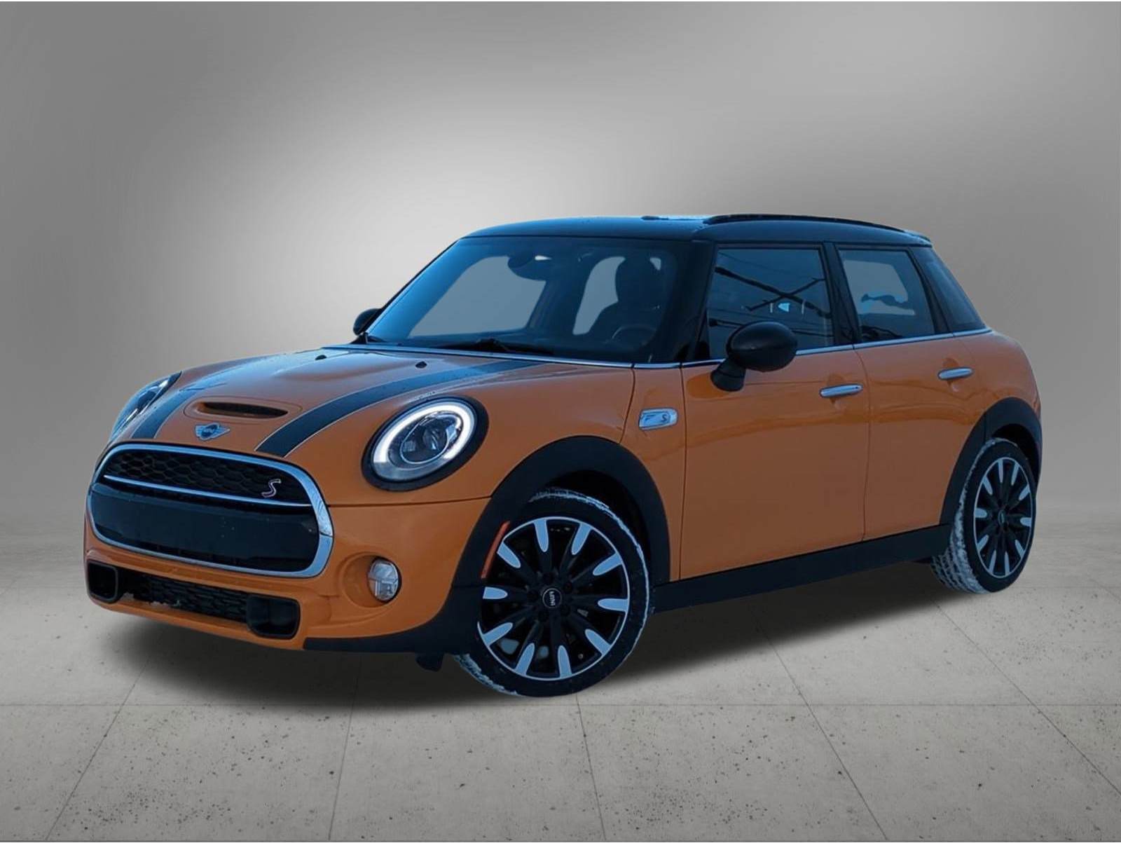 2017 MINI Cooper S's photo