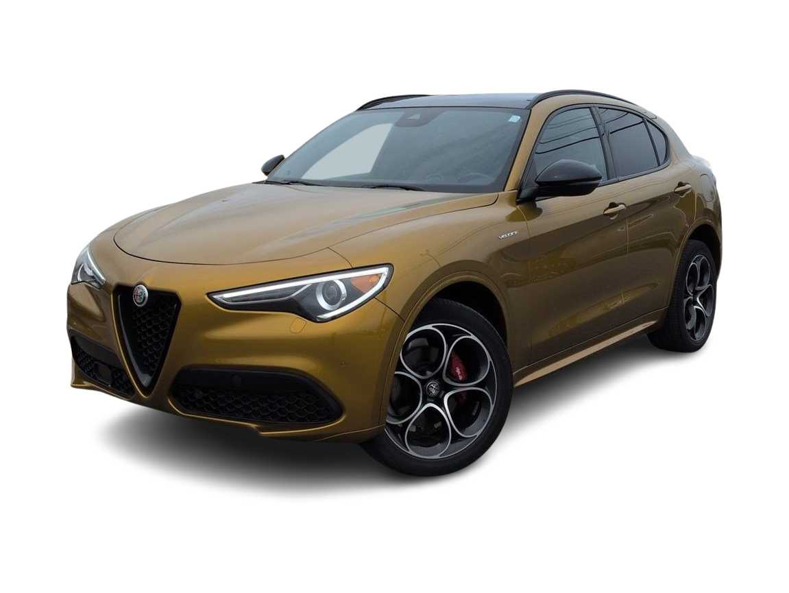 Thumbnail: 2023 Alfa Romeo Stelvio - 1