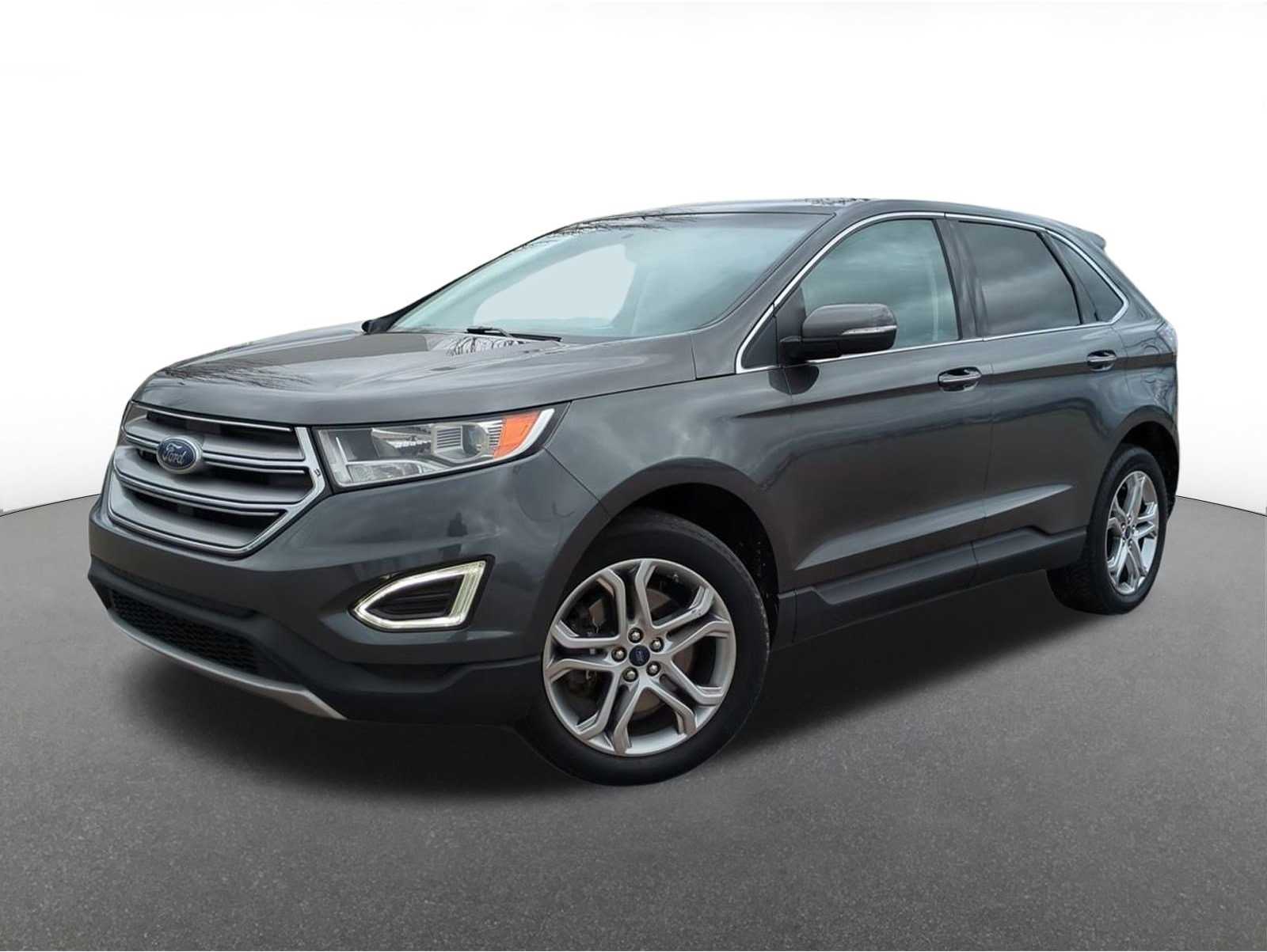 2015 Ford Edge Titanium's photo