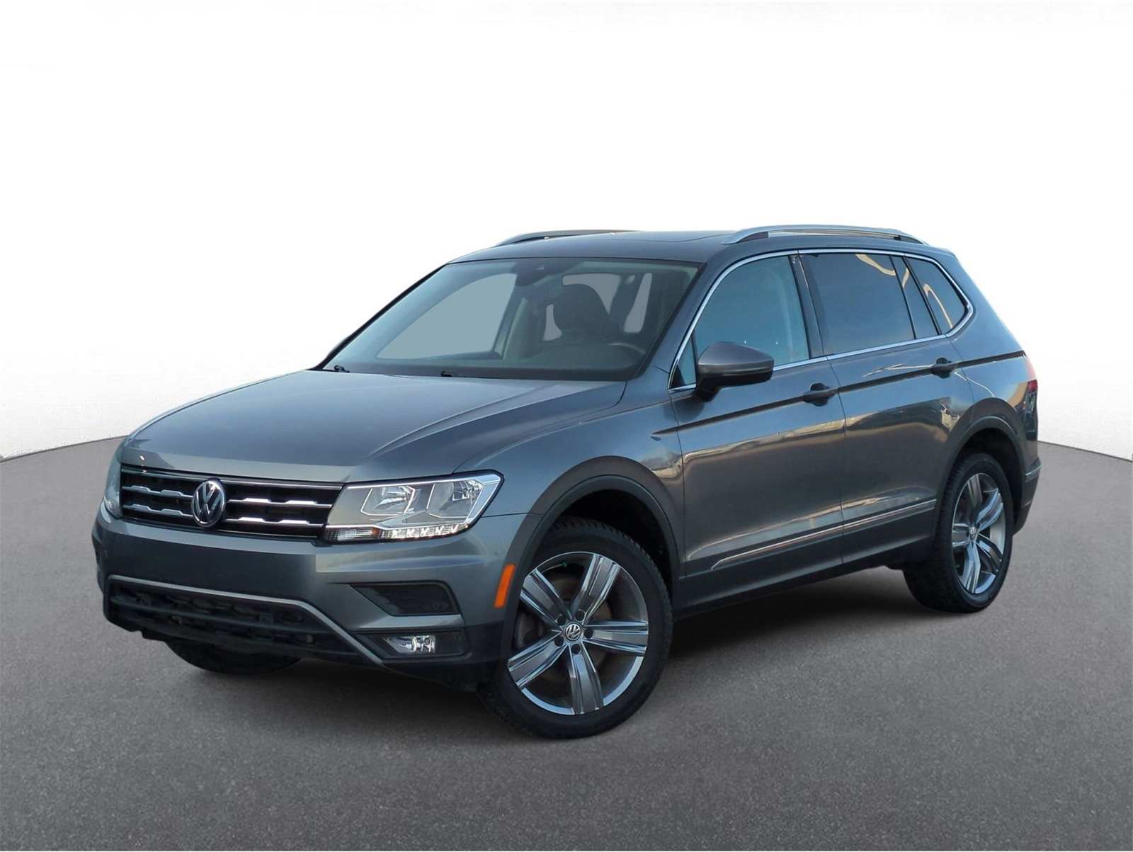 2020 Volkswagen Tiguan SEL's photo