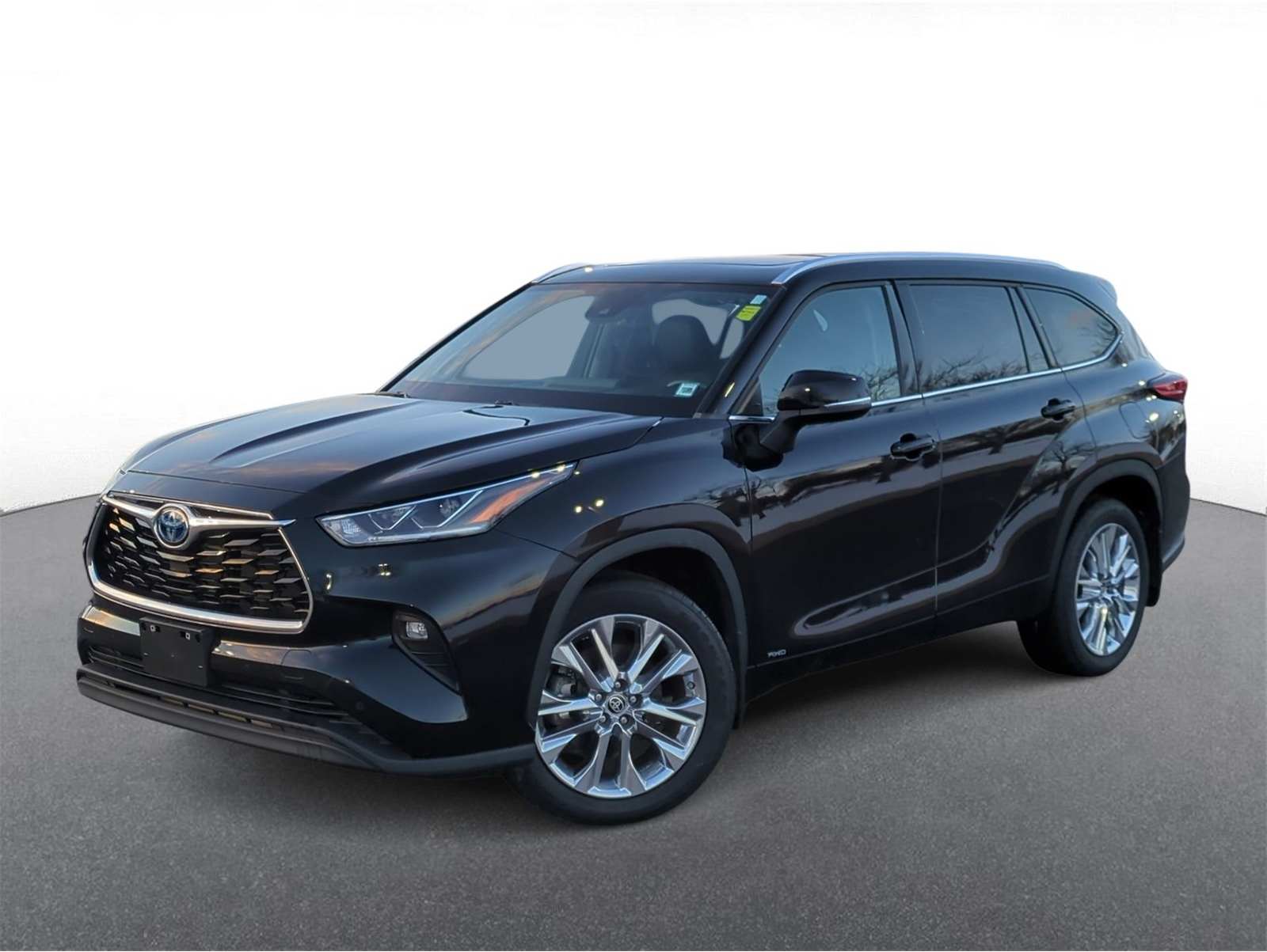 2023 Toyota Highlander Limited's photo