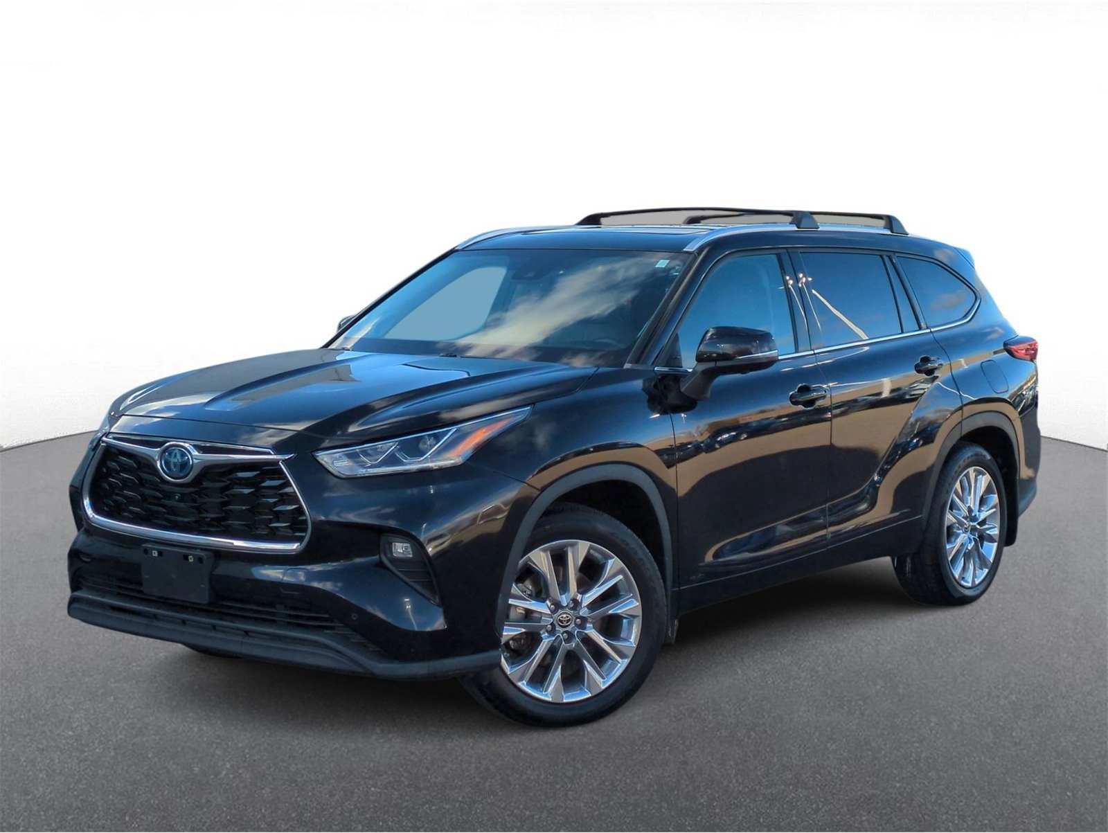 2023 Toyota Highlander Limited's photo