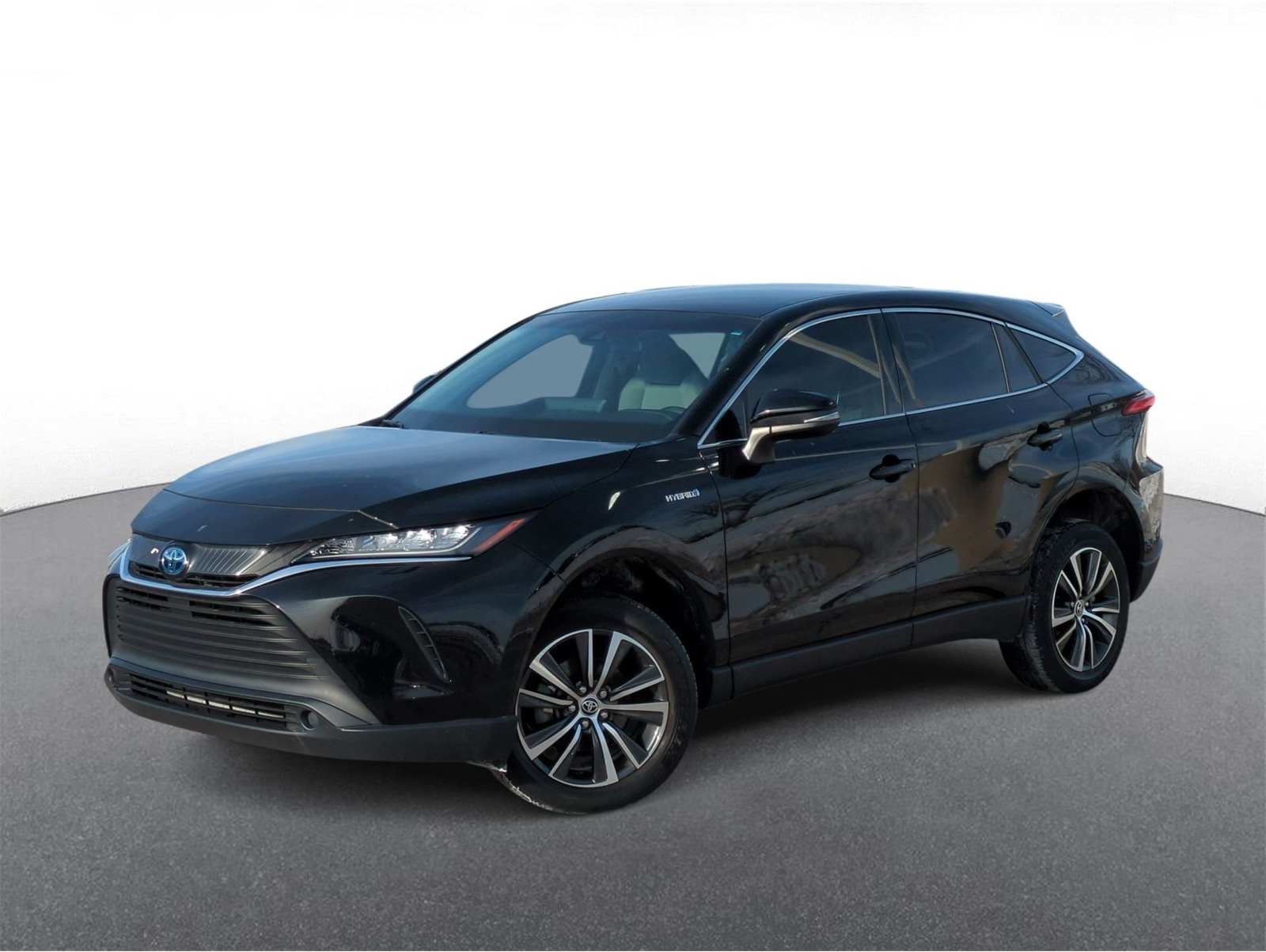 2021 Toyota Venza LE's photo