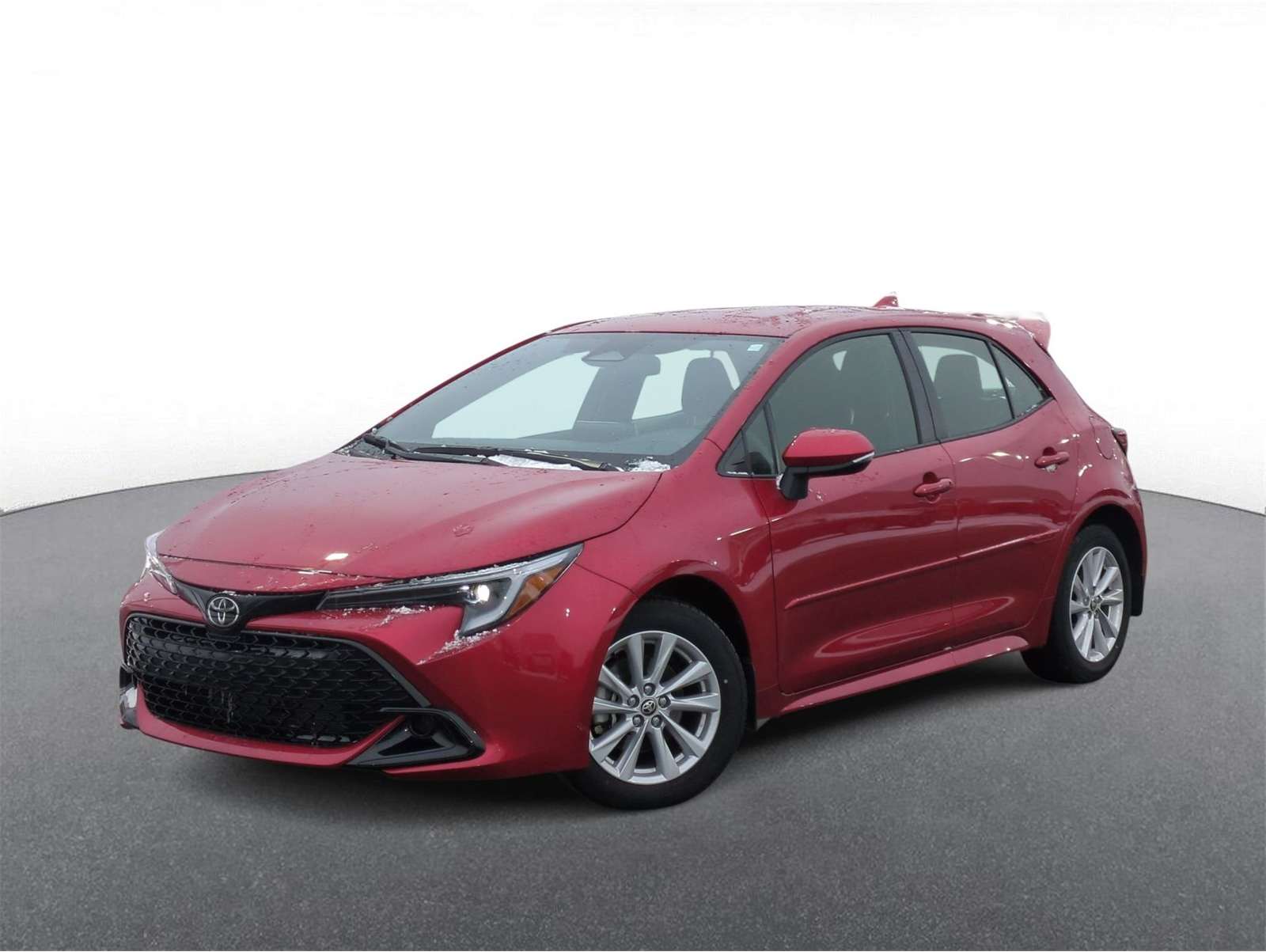2025 Toyota Corolla Hatchback SE's photo