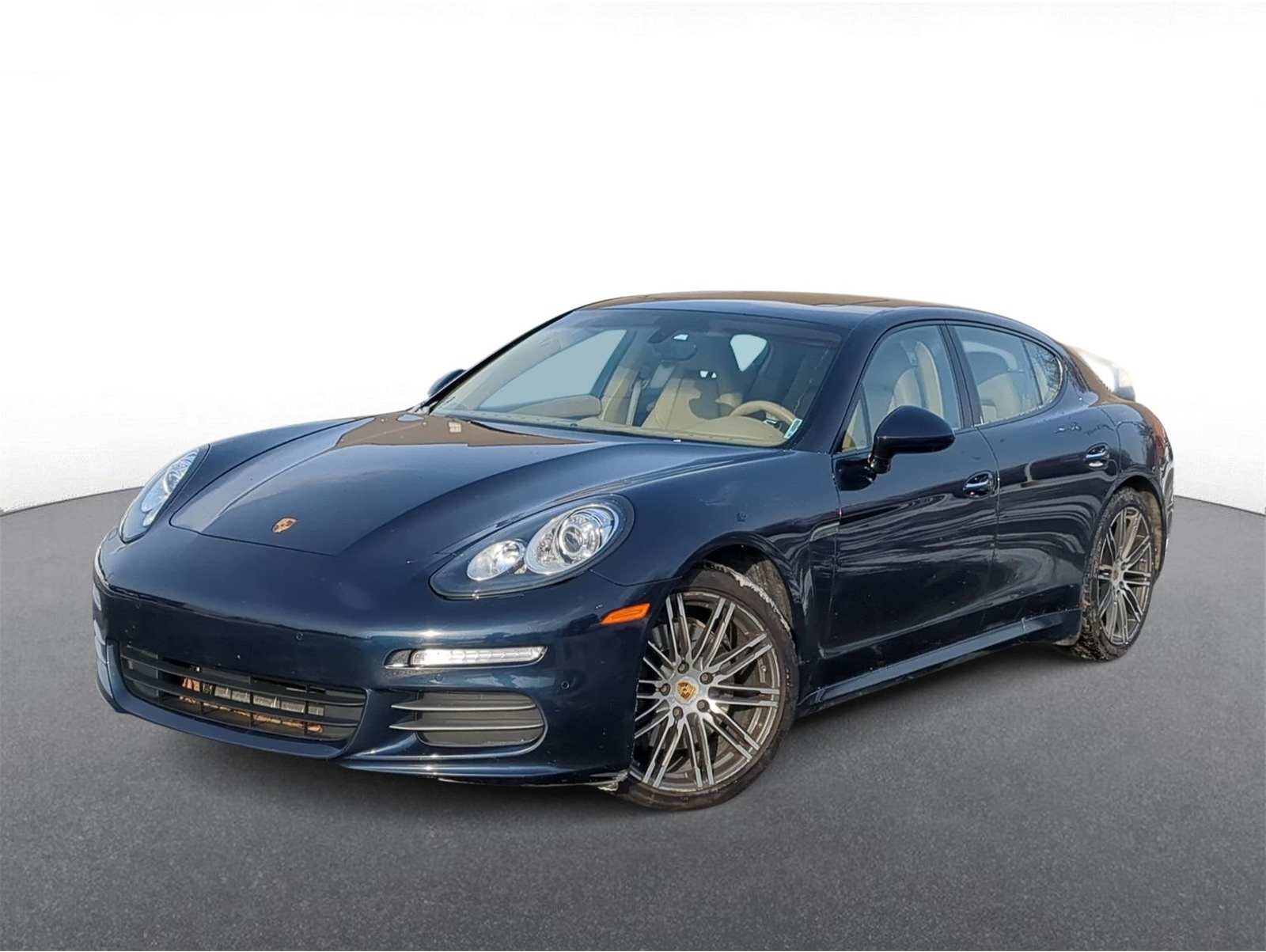 2015 Porsche Panamera Base