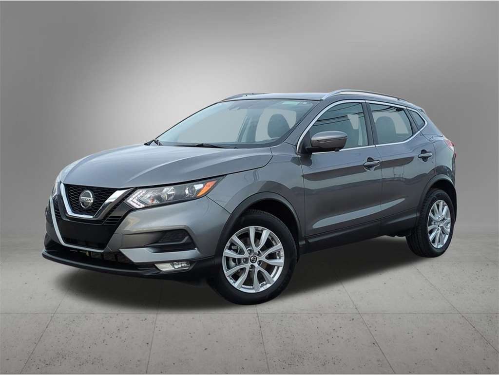 2022 Nissan Rogue Sport SV's photo