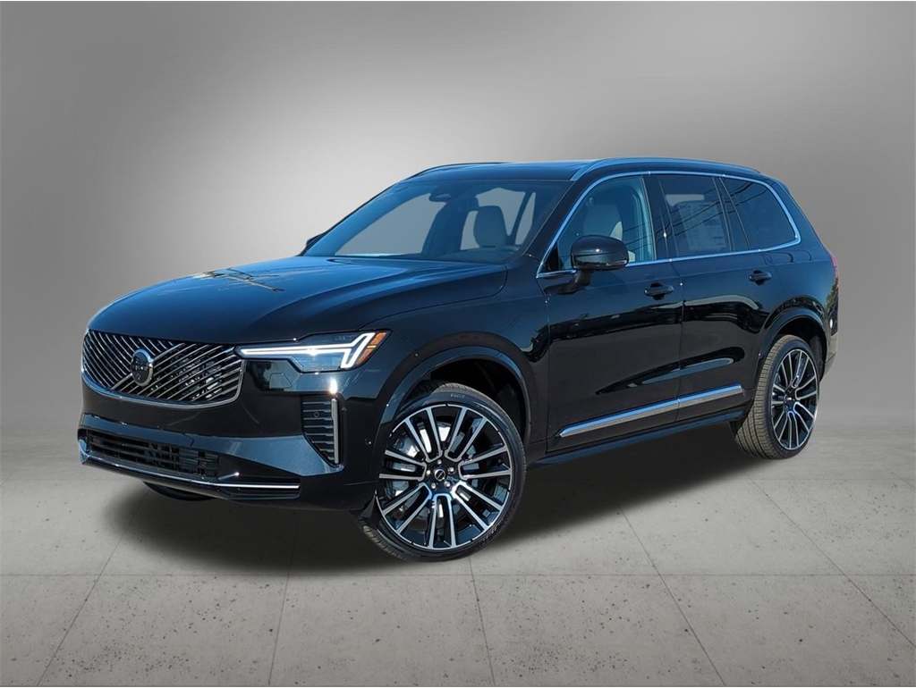 2026 Volvo XC90 Plus's photo