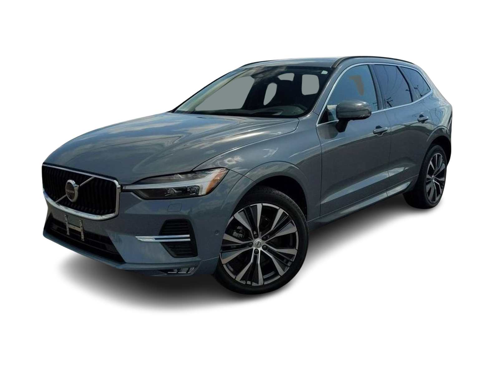 2022 Volvo XC60 B5 Momentum Hero Image