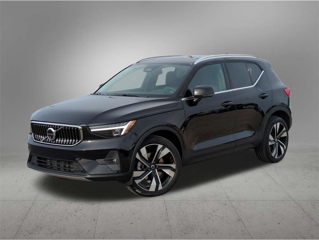 2023 Volvo XC40 Ultimate