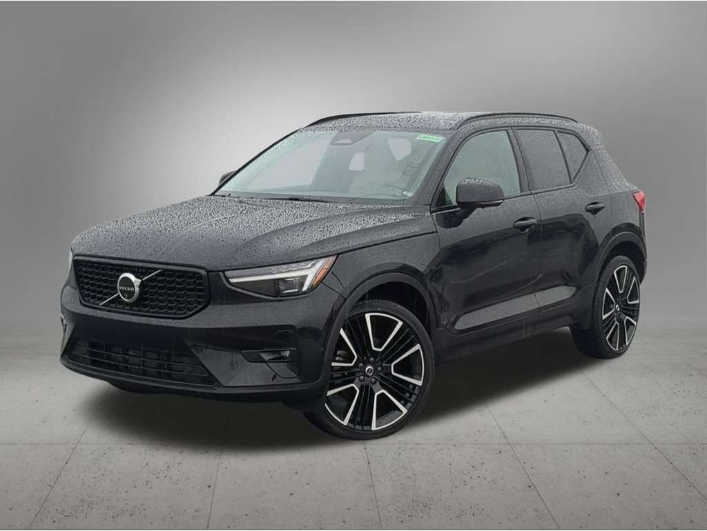 2024 Volvo XC40
