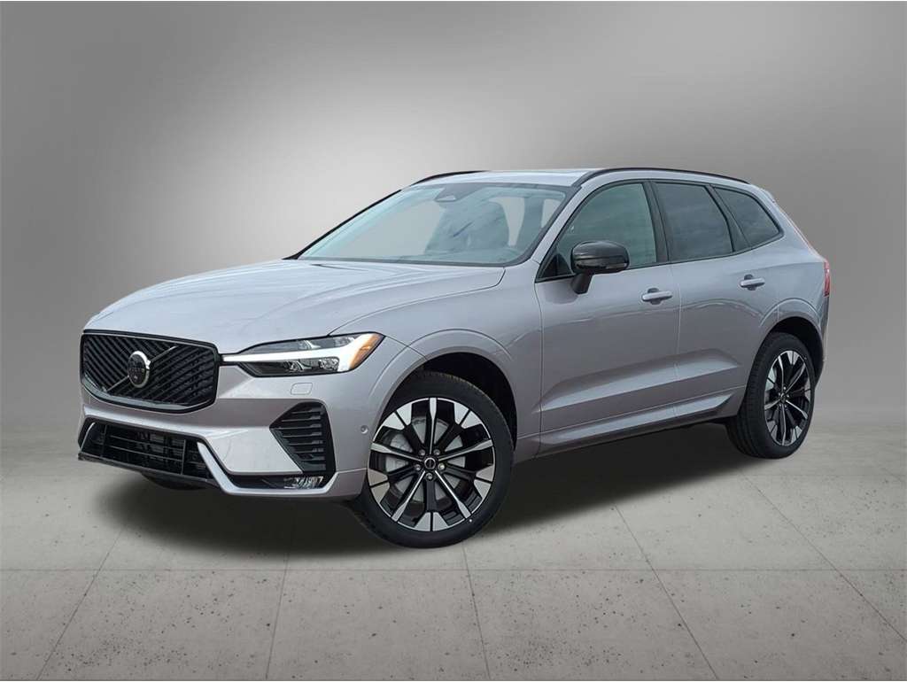 2026 Volvo XC60 Plus's photo