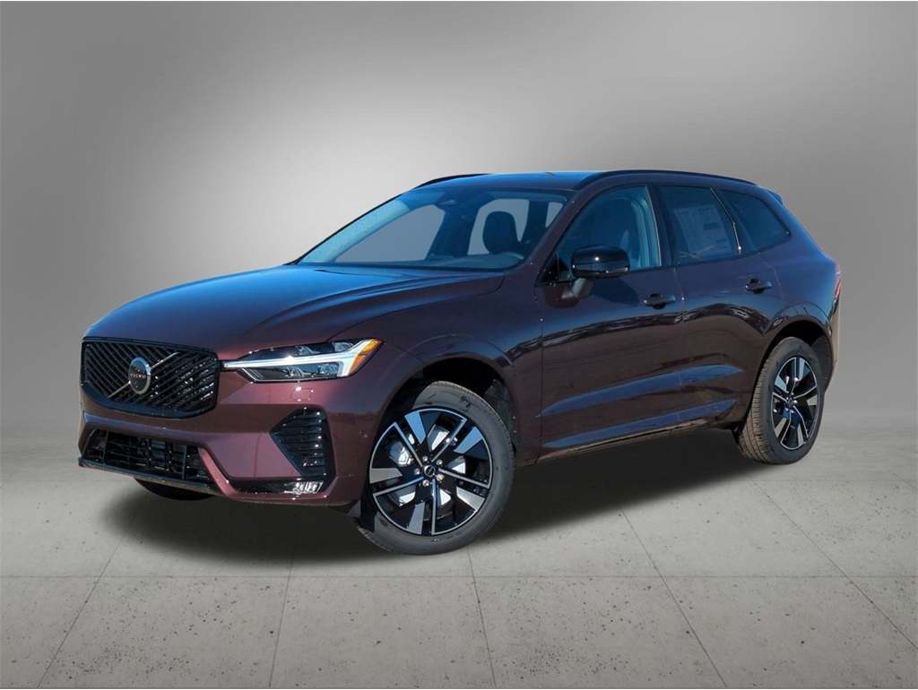 2026 Volvo XC60 Plus's photo