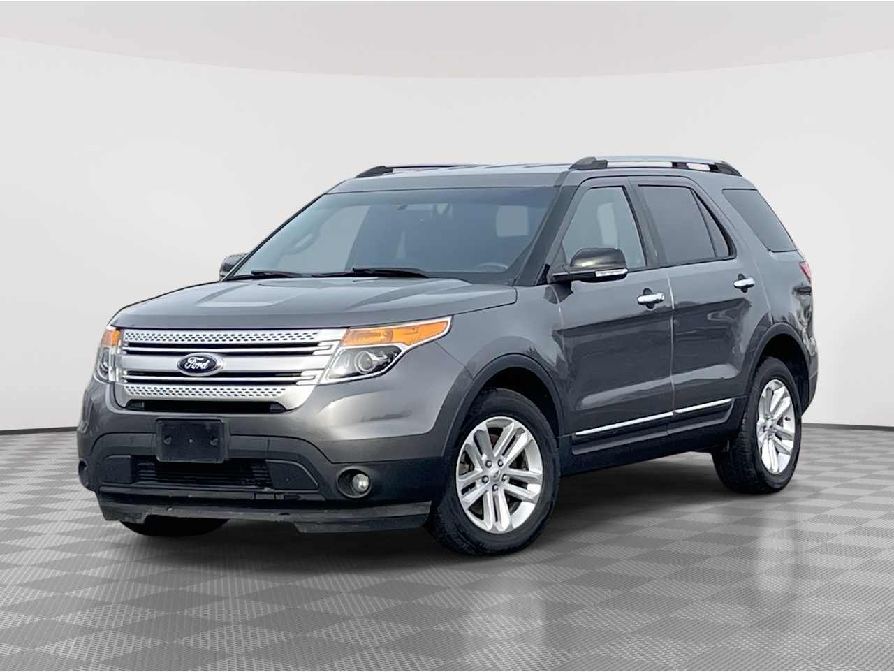 2014 Ford Explorer XLT's photo