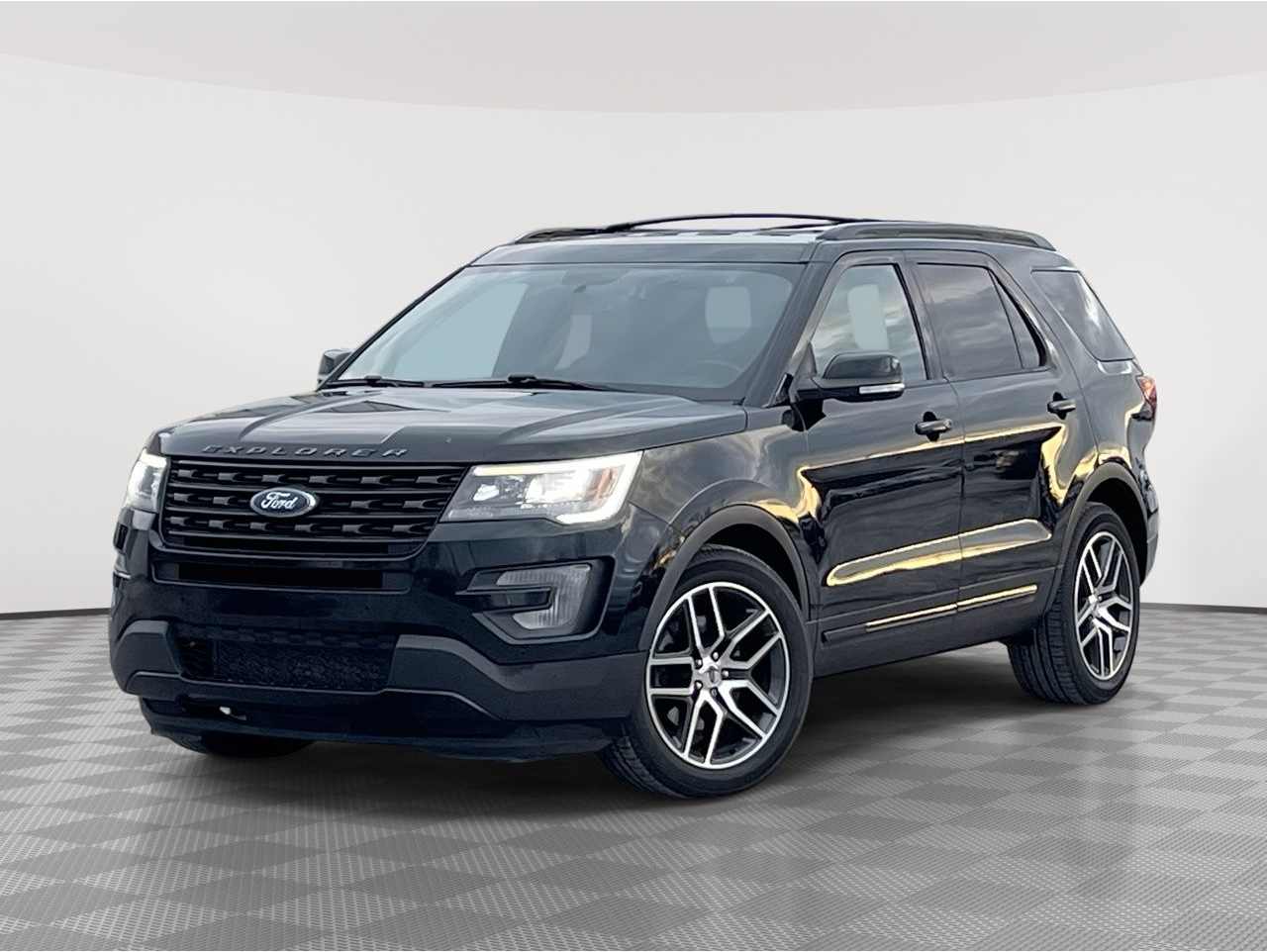 2017 Ford Explorer Sport's photo