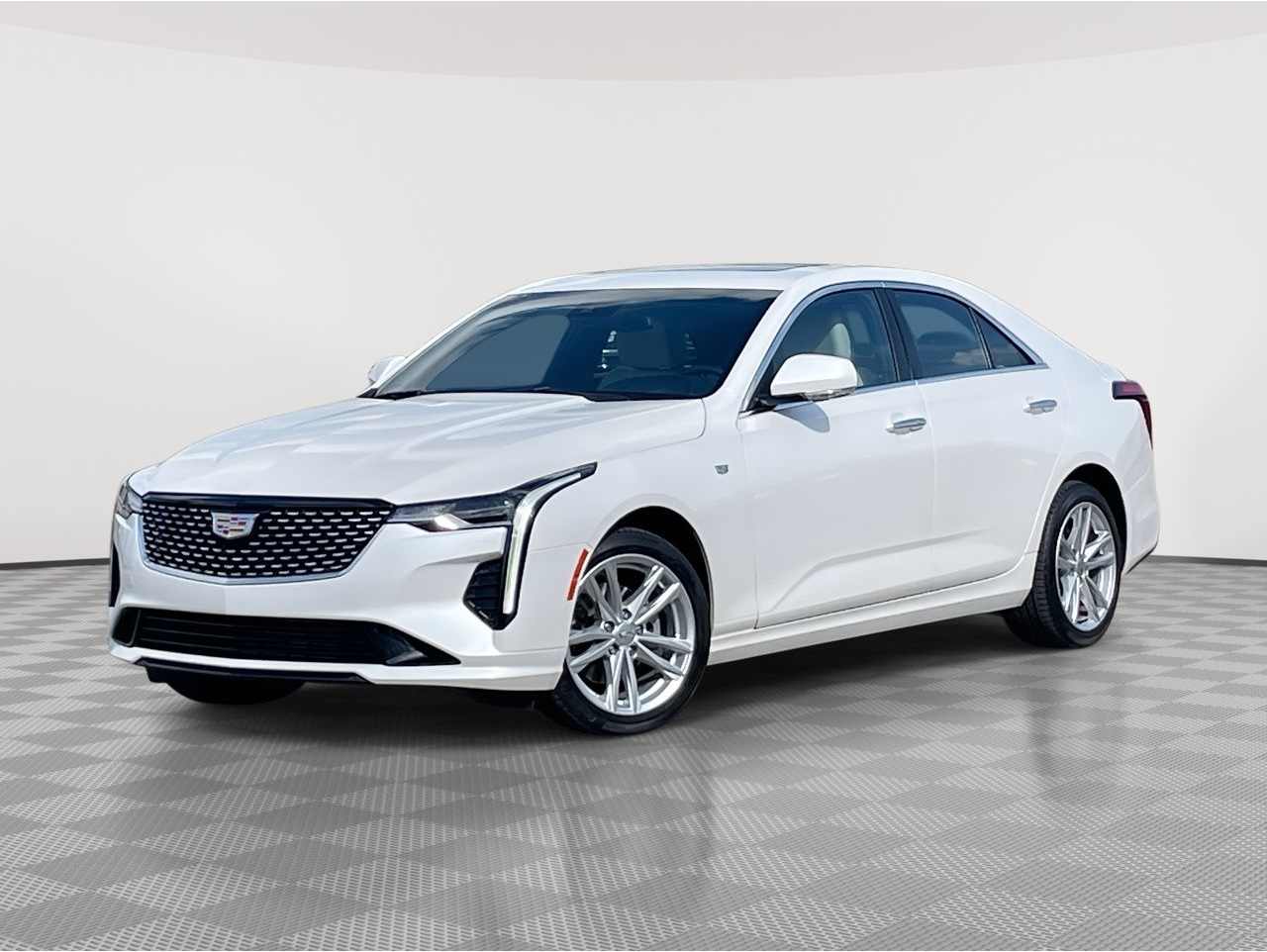 2023 Cadillac CT4