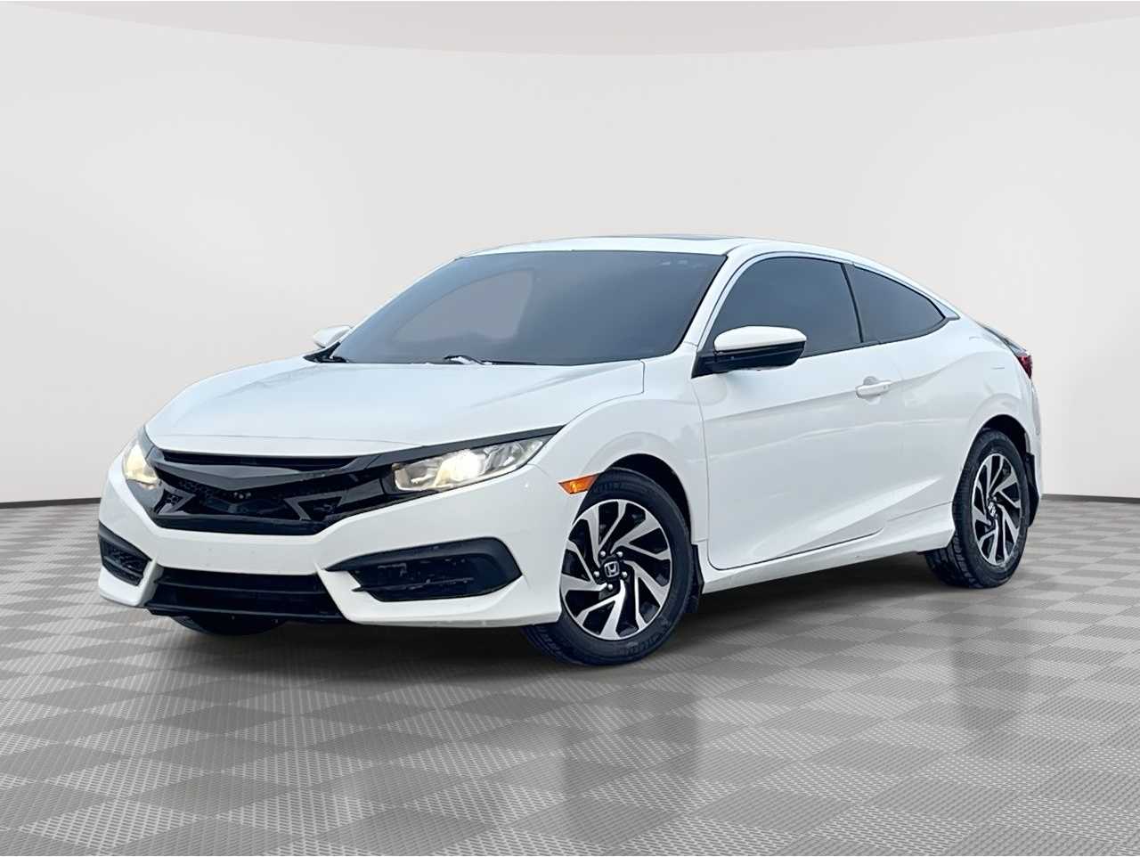 2016 Honda Civic LX-P's photo