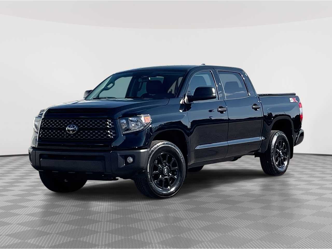 2020 Toyota Tundra SR5's photo
