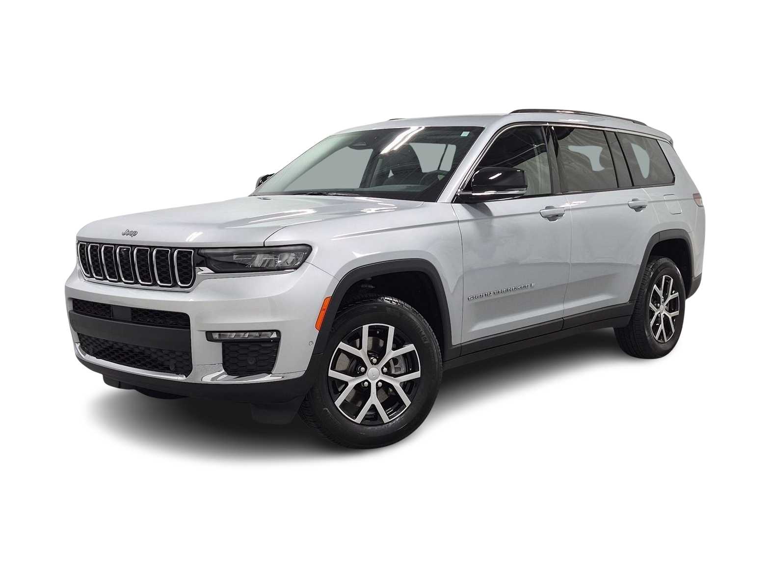 Thumbnail: 2023 Jeep Grand Cherokee L - 1