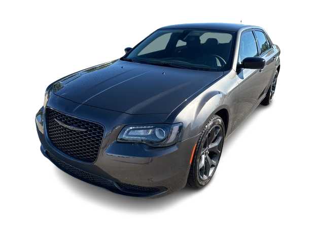 2023 Chrysler 300 Touring -
                Farmington Hill, MI