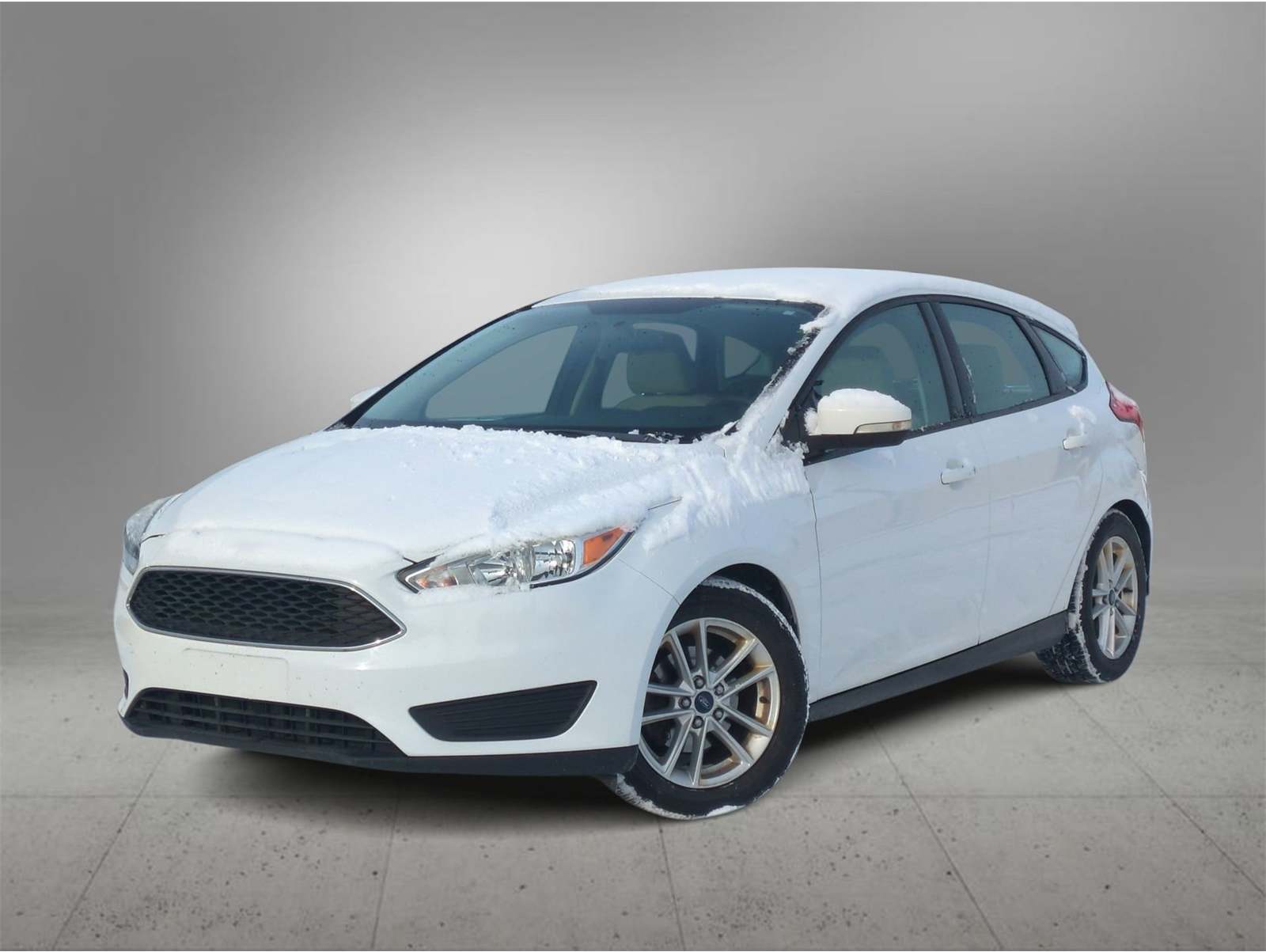 2015 Ford Focus SE's photo