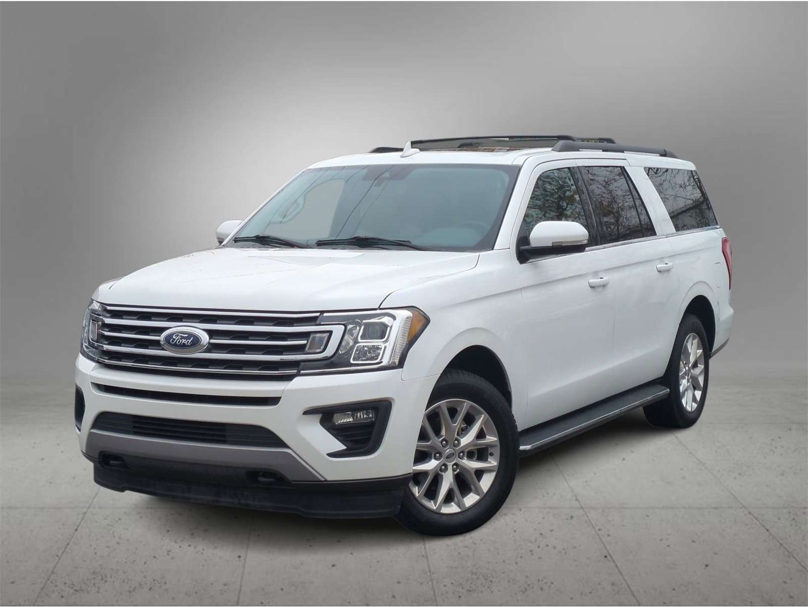 2020 Ford Expedition XLT's photo
