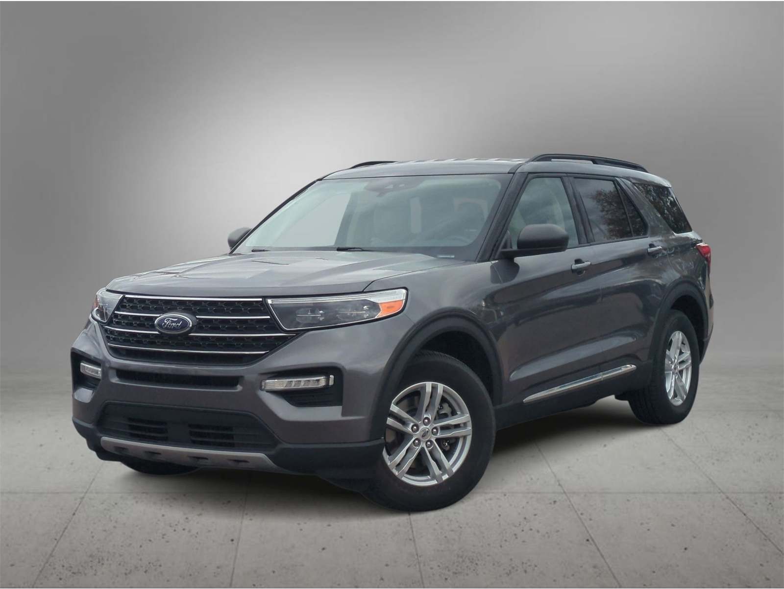 2021 Ford Explorer XLT's photo
