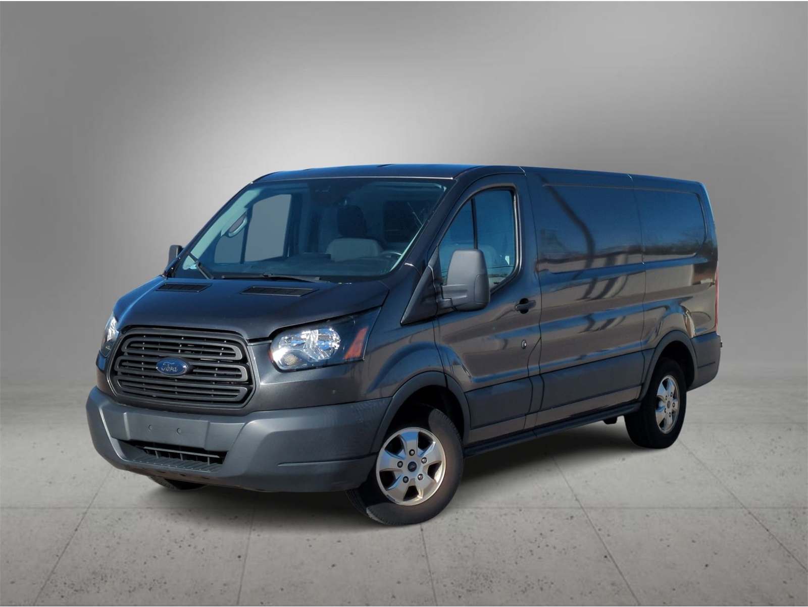 2017 Ford Transit Van Base's photo