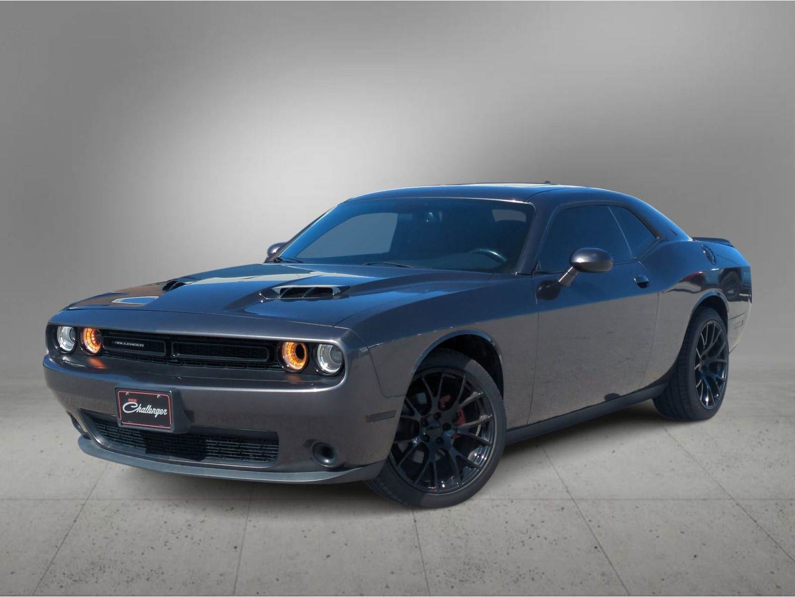 2015 Dodge Challenger SXT